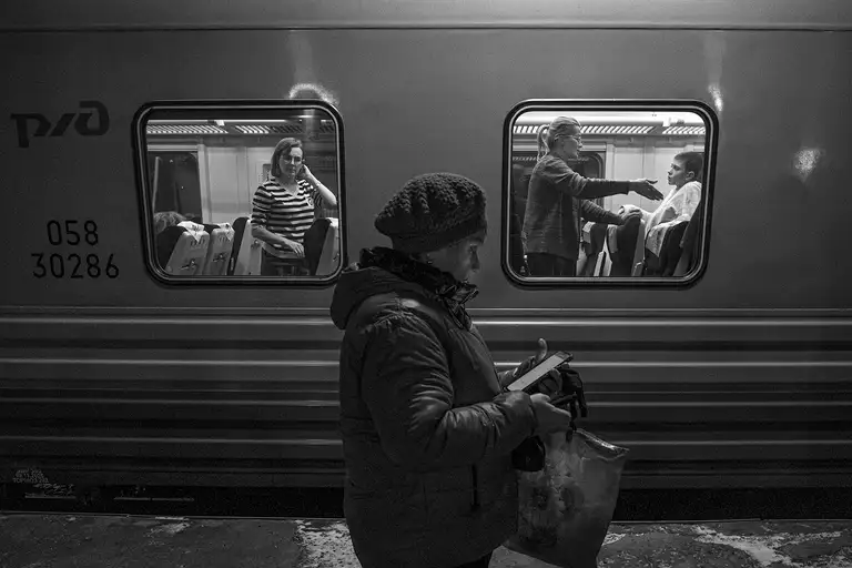 A train from Moscow, the capital, to the provinces. December 2026. Photo by Oleg Klimov.