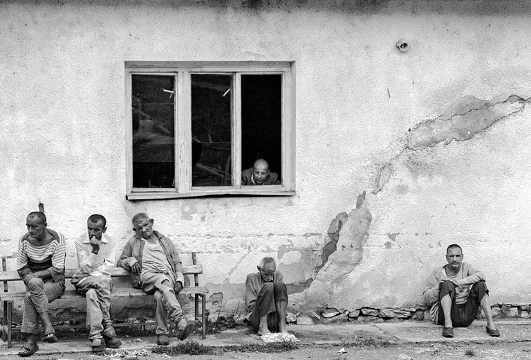 The psychiatric hospital in Štimlje, Kosovo. 06.1999. Photo by Oleg Klimov.