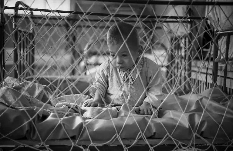 Specialized Children's Home No. 2, which houses children with congenital malformations, postpartum injuries, and those who, according to doctors, cannot live among ordinary children. St. Michurina. Novokuznetsk. Kemerovo region. Kuzbass. Siberia. 10/28/1987 Photo Vladimir Sokolaev/Liberty SU Archive