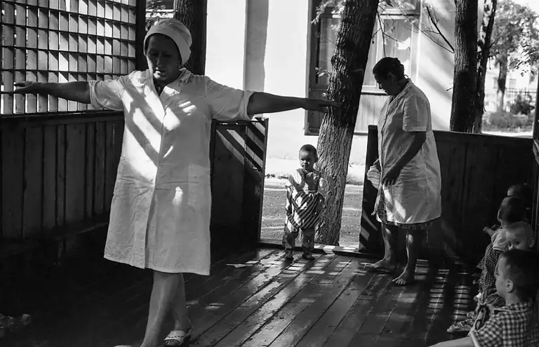 Specialized Children's Home No. 2, which houses children with congenital malformations, postpartum injuries, and those who, according to doctors, cannot live among ordinary children. St. Michurina. Novokuznetsk. Kemerovo region. Kuzbass. Siberia. 10/28/1987 Photo Vladimir Sokolaev/Liberty SU Archive