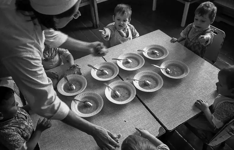 Specialized Children's Home No. 2, which houses children with congenital malformations, postpartum injuries, and those who, according to doctors, cannot live among ordinary children. St. Michurina. Novokuznetsk. Kemerovo region. Kuzbass. Siberia. 11/21/1987 Photo Vladimir Sokolaev/Liberty SU Archive