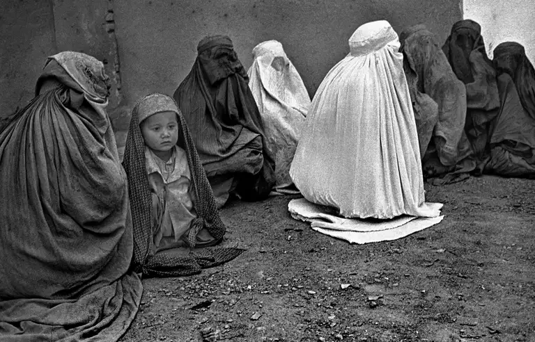 On the way to Mazar-i-Sharif. Northern Afghanistan, October, 2001. Photo by Oleg Klimov
